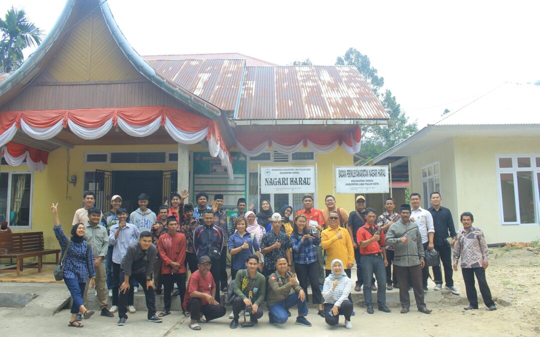 Kunjungan Belajar Pemerintah dan Masyarakat Kalimantan Utara ke HKm Hulu Aia 